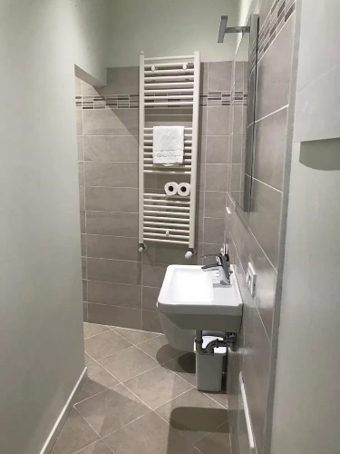 2 Bedrooms Apartment with canal view