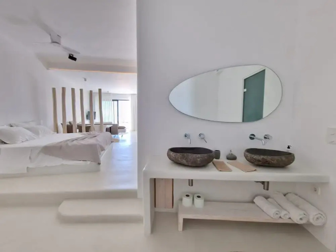 MvibesMykonos homes and studios