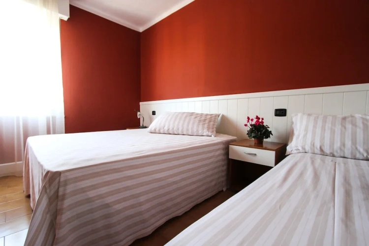 Superior Triple room with lake view