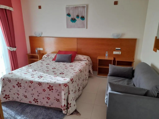 Hotel Valdoviño Express