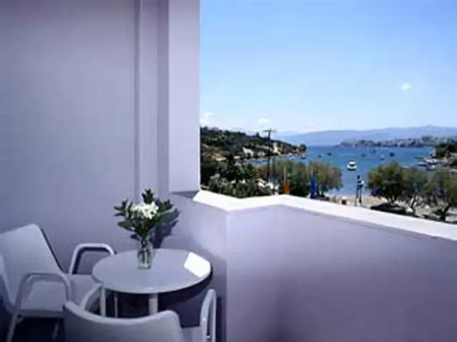 Ormos Apartments