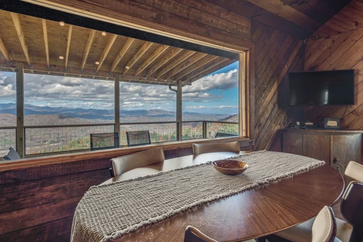 2 Bedrooms Cottage