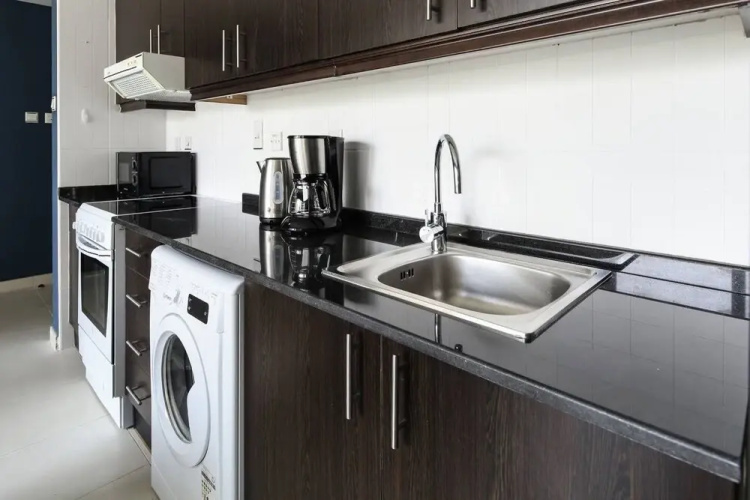 Enticing Studio in Dubai Marina - Next to Beach!
