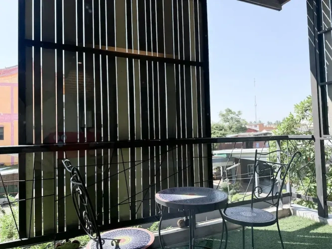 Deluxe Double room with city view