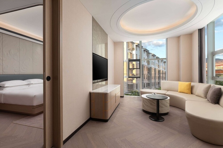 Deluxe Double Suite