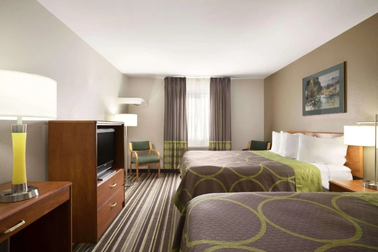 Standard Quadruple room