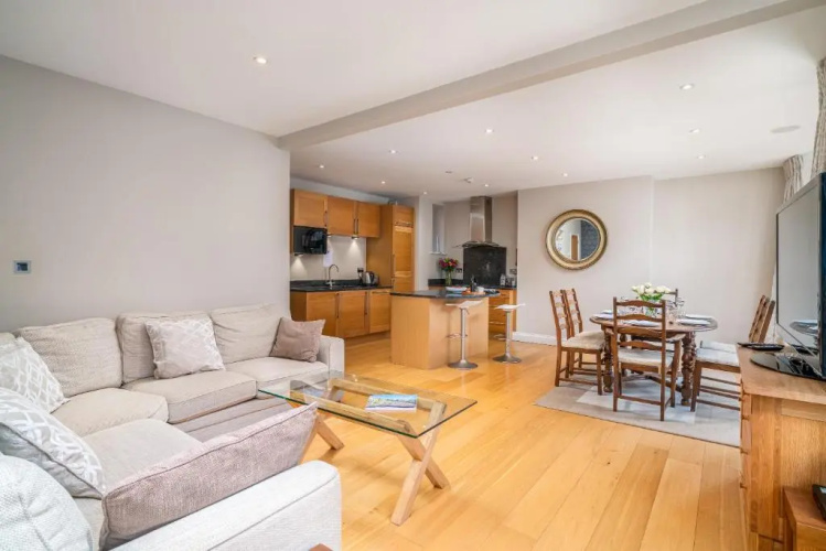 Castle Properties:Eton-The College