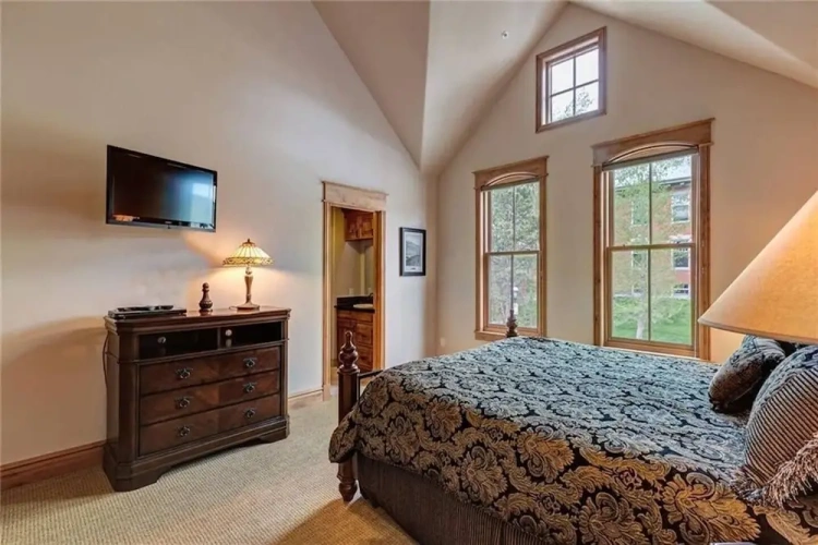 3 Bedrooms Apartment with balcony