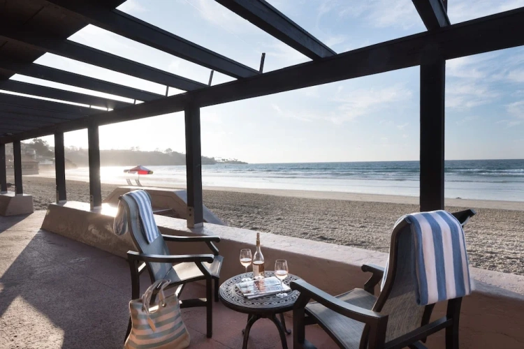 1 Bedroom Single Suite beachfront