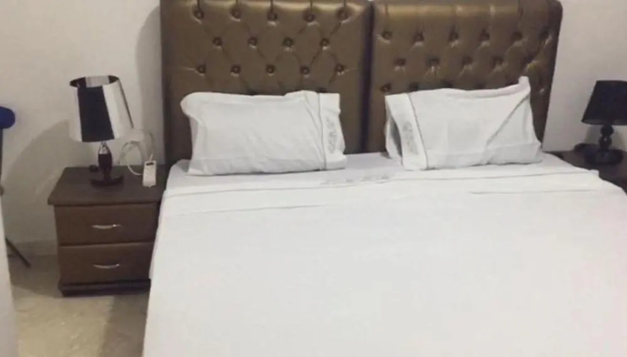 Rooms 4 Star