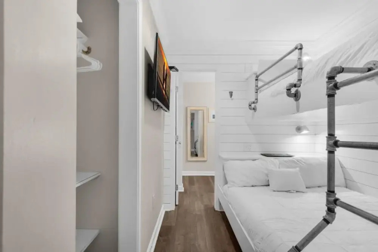 Beach Resort 310