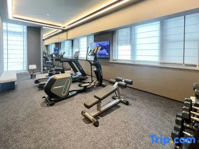 Atour Hotel Baoding East Station Hebei University New Campus