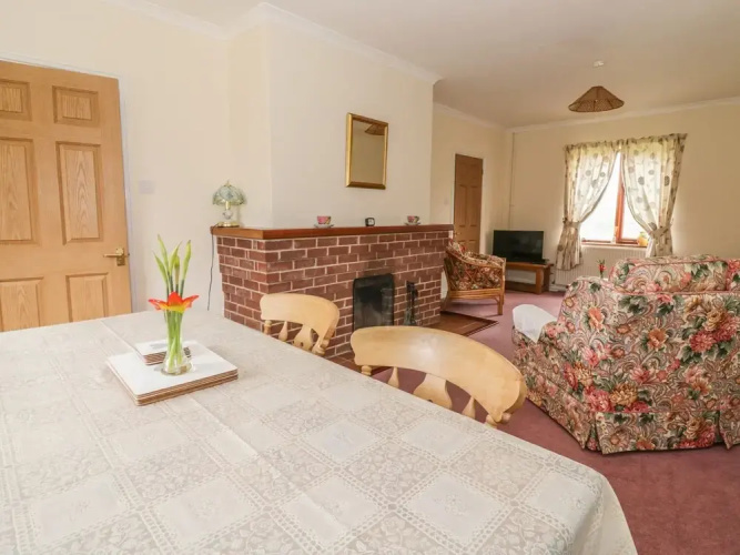 Laurel Cottage