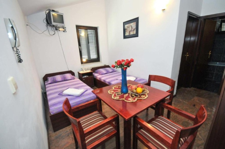 2 Bedrooms Apartment with balcony and with sea view