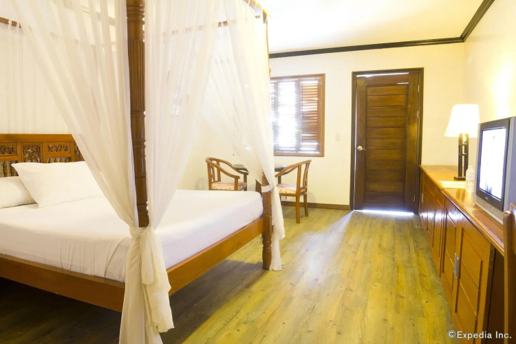 Real Maris Resort and Hotel