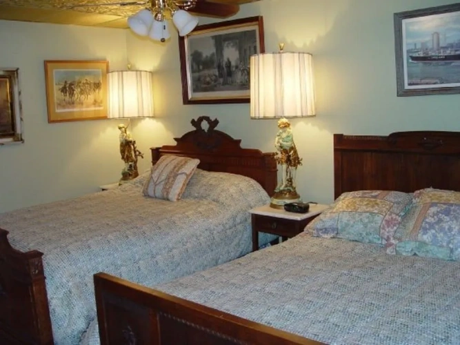 Guest rooms