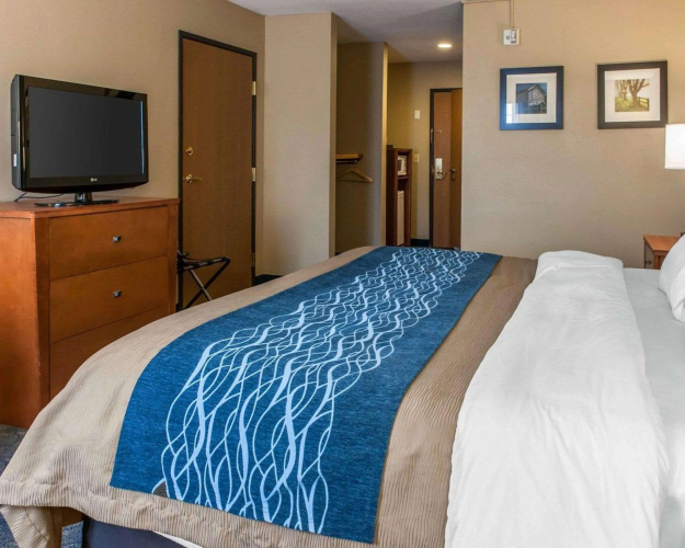 Comfort Inn & Suites Napoleon