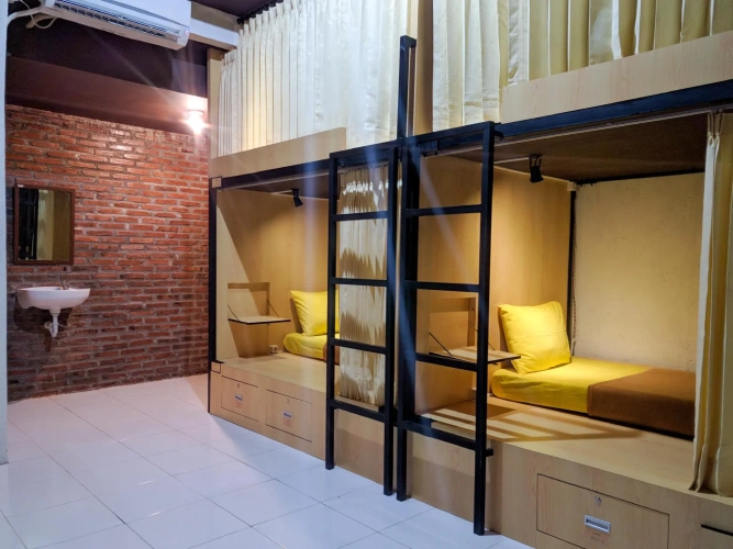Bed in Dorm