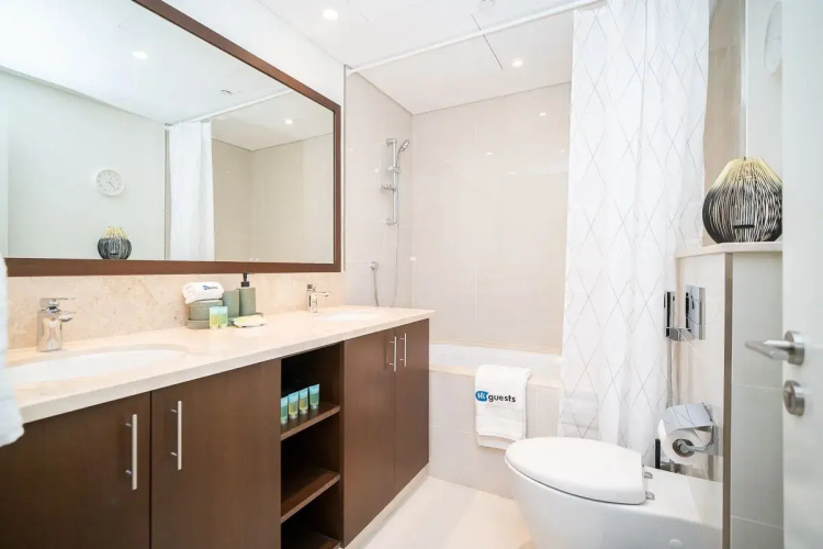 Luxurious 1BR in Downtown