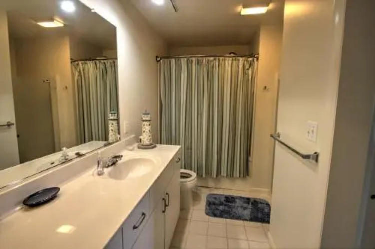 53023 Lakeshore Drive