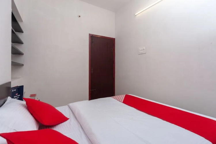 OYO 3974 Hotel BCP Suites