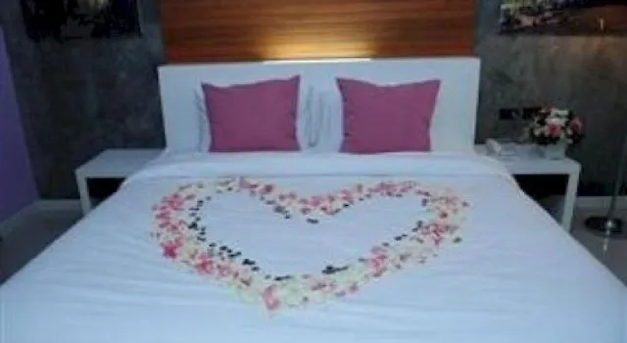 M Residence & Hotel