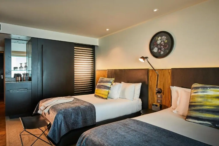 Grand Deluxe Twin room