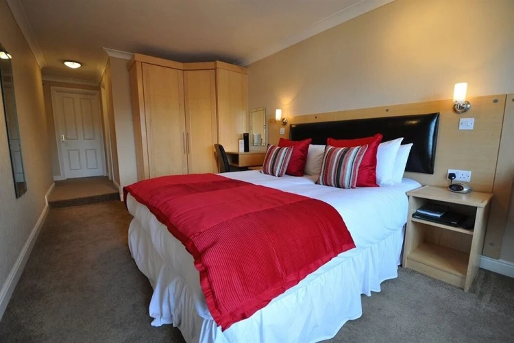 Snug Double room