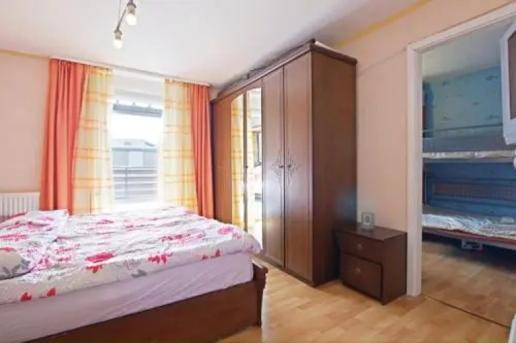 Private Apartment Relax Lincoln (4532)