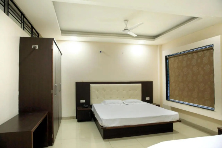 Hotel Shri RamKrishna Bagh Palace by M Square