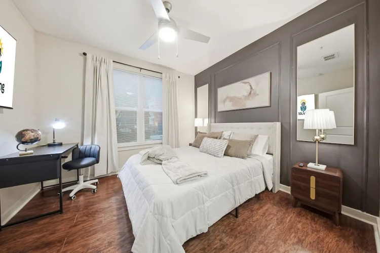Chic 2BR w Pool Pet-friendly Unit 14