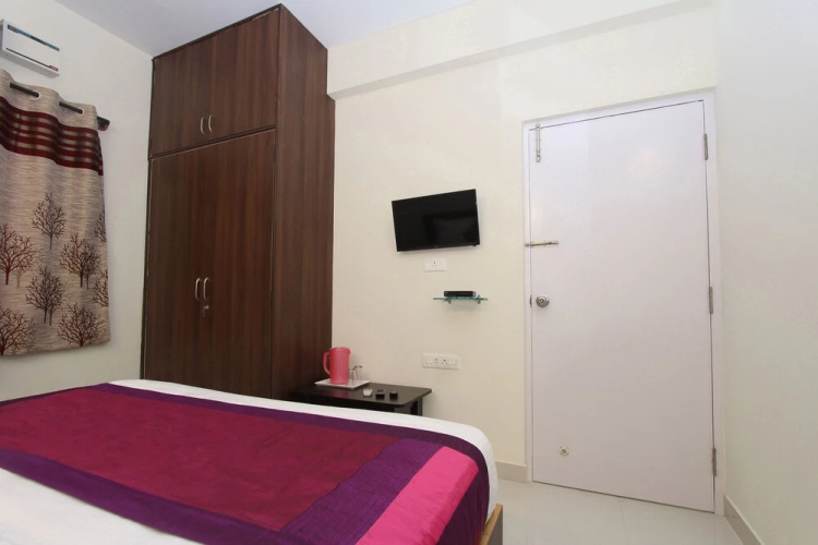 Green Land Suites