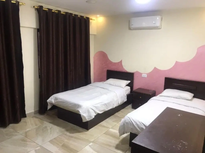 2 Bedrooms Apartment
