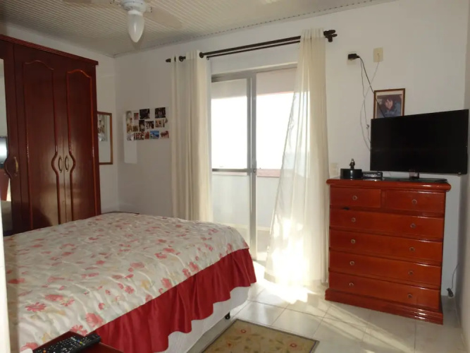 Apartment 2D - 62