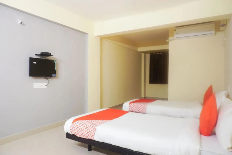 Collection O 75883 Hotel Galaxy Hospitality