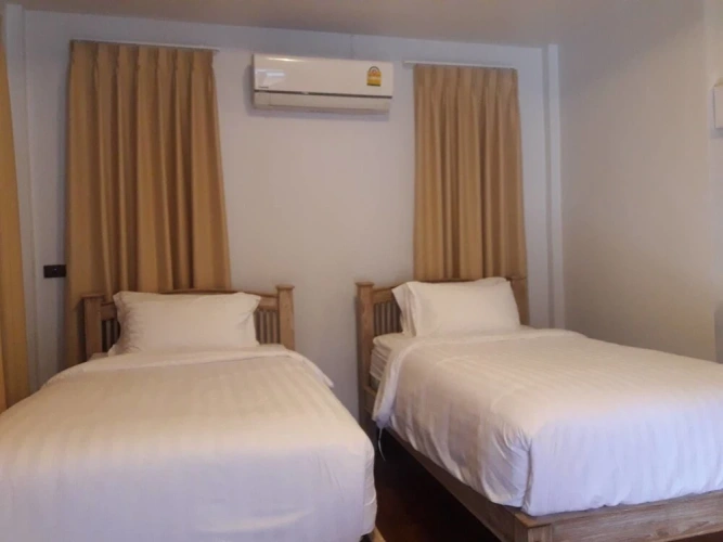 2 Bedrooms Standard Family room