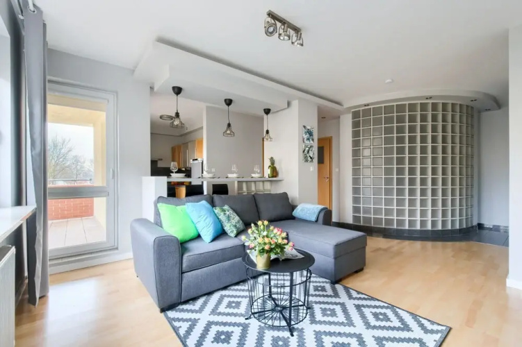 Good Time Apartment