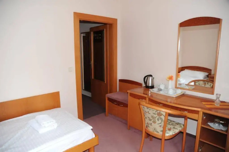 Pension Akropolis