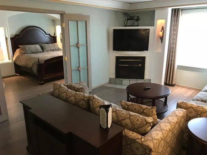 Double Suite