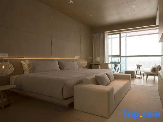 Standard Twin room with garden view