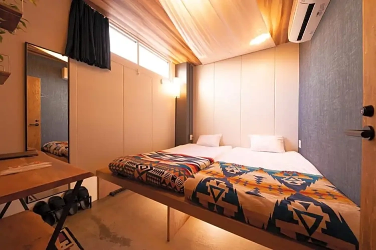Twin room
