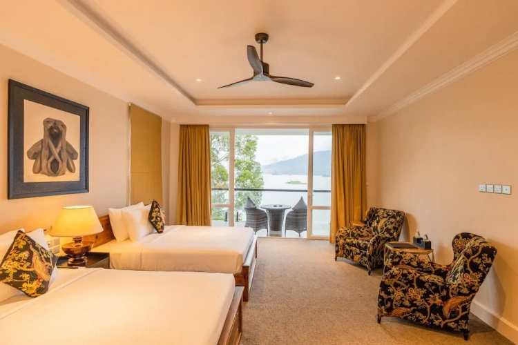 Deluxe Double room with balcony
