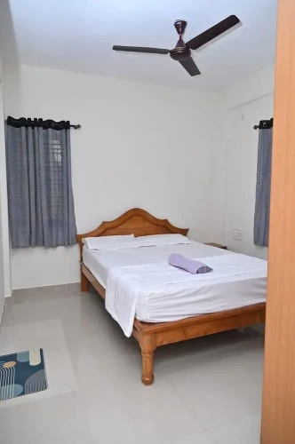 1 Bedroom Classic Apartment with balcony and with city view