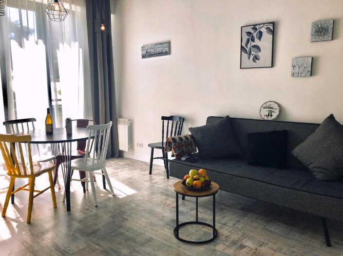 1 Bedroom Apartment