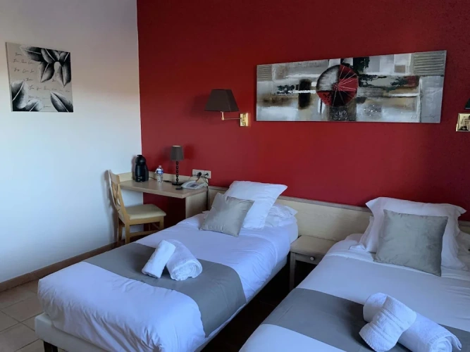 Standard Twin room