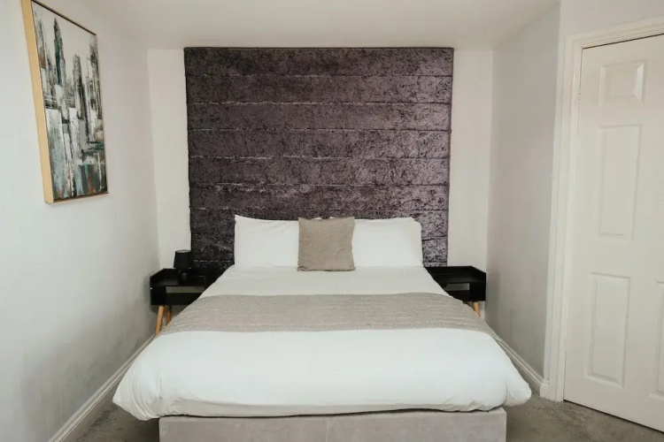 Hotels 247