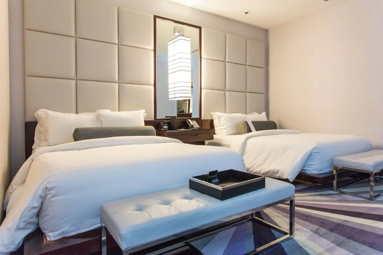 Accessible Quadruple Suite
