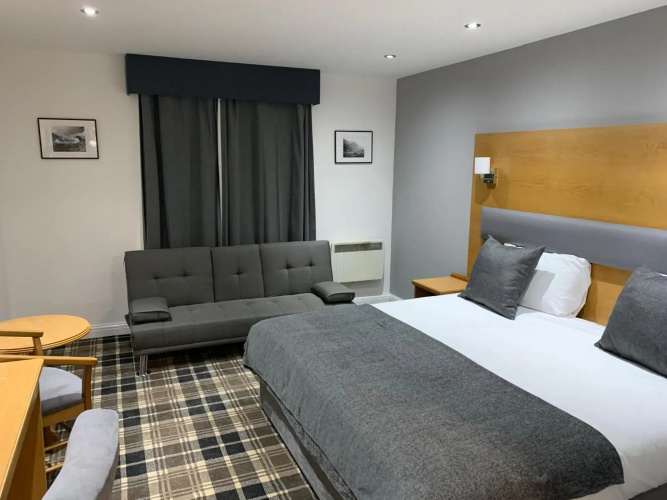 Crowwood Hotel Glasgow
