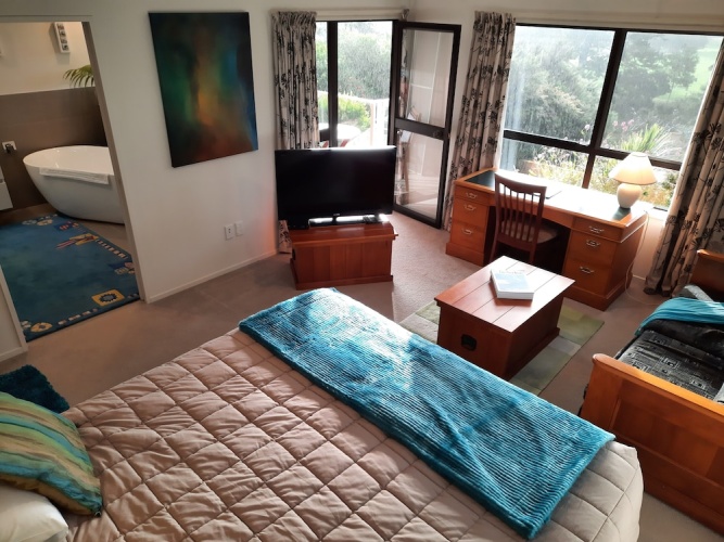 1 Bedroom Premium Double room with river view