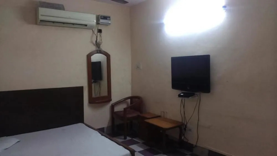 Hotel Capital Residency